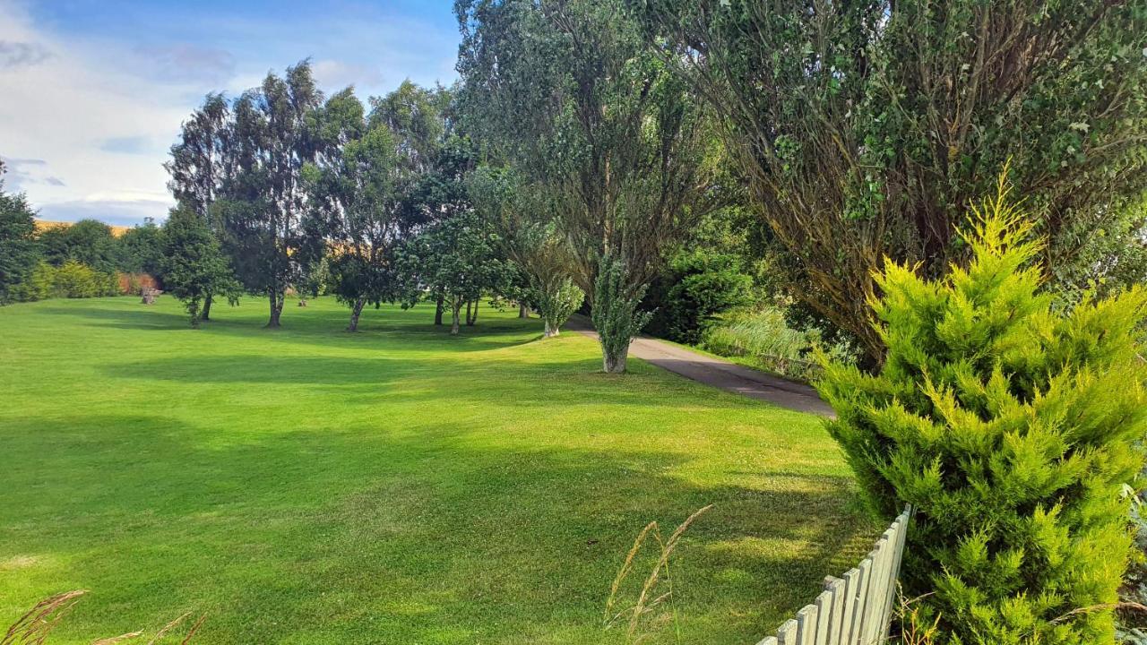 Spacious Well Equipped Chalet Bungalow Close To Nairn, Auldearn Eksteriør billede