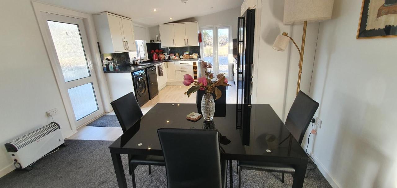Spacious Well Equipped Chalet Bungalow Close To Nairn, Auldearn Eksteriør billede